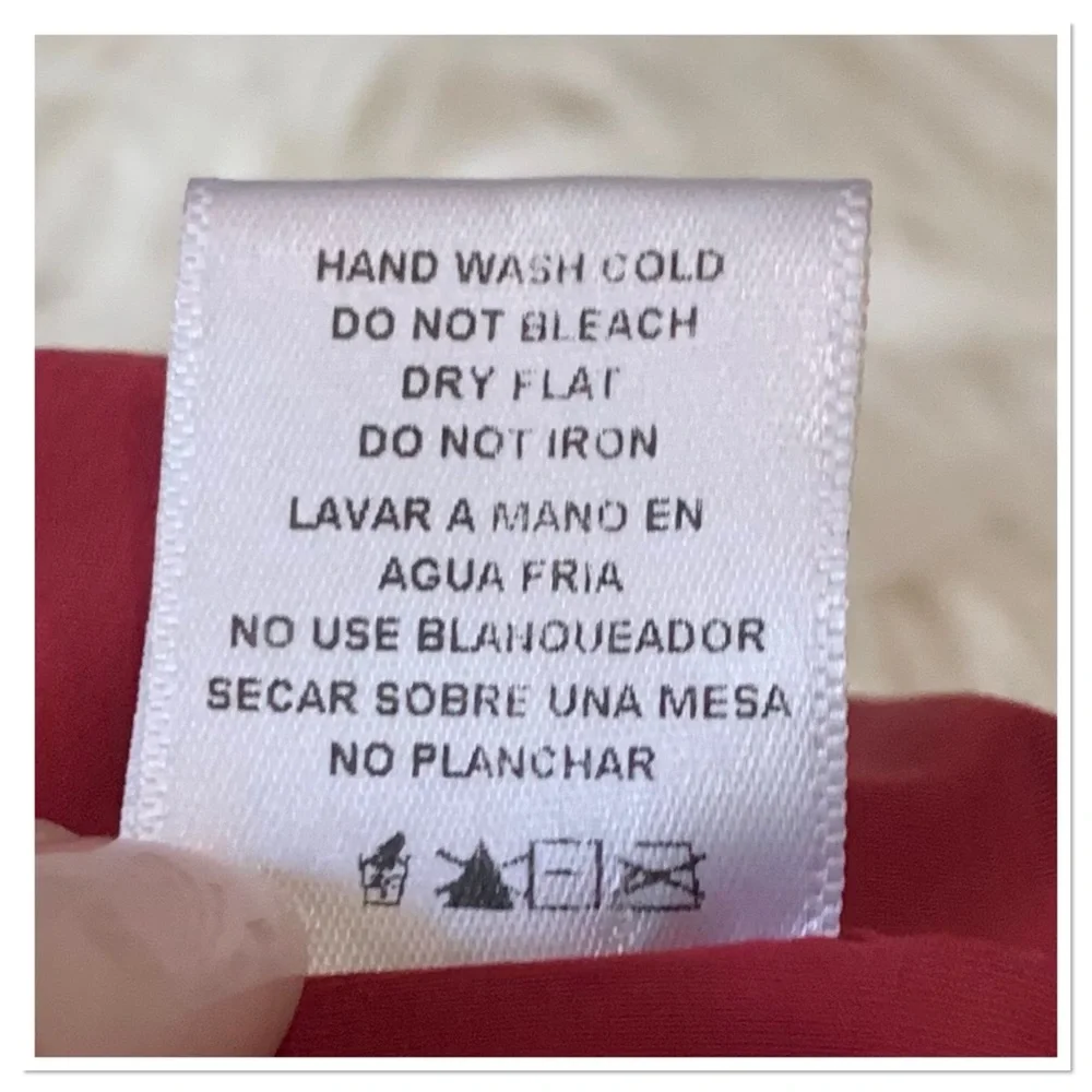 Dippin' Daisy's Cut Out Middle Swimsuit Red Size Medium - Picture 7 of 7